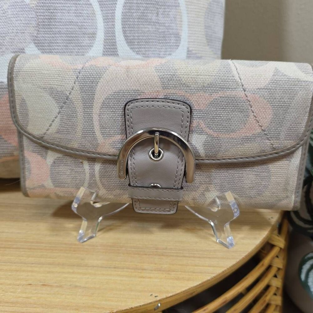 Coach Soho Signature Optic Linen North South Tote with Matching Wallet - Picture 2 of 16